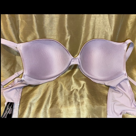❌SOLD❌ Victoria’s Secret Push-up Bras - Picture 9 of 10